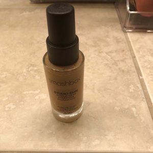Smashbox StudioSkin 15Hr wear Hydrating Foundation